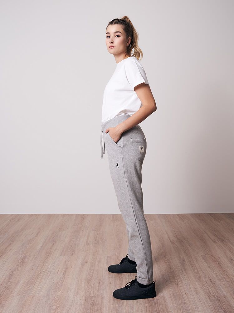 19010-eco-fichtel-jogging-pants-grey-astudio-05