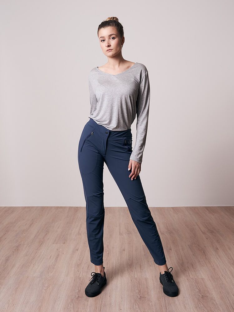 ECONYL® Ultra Light Hose Damen Dunkelblau