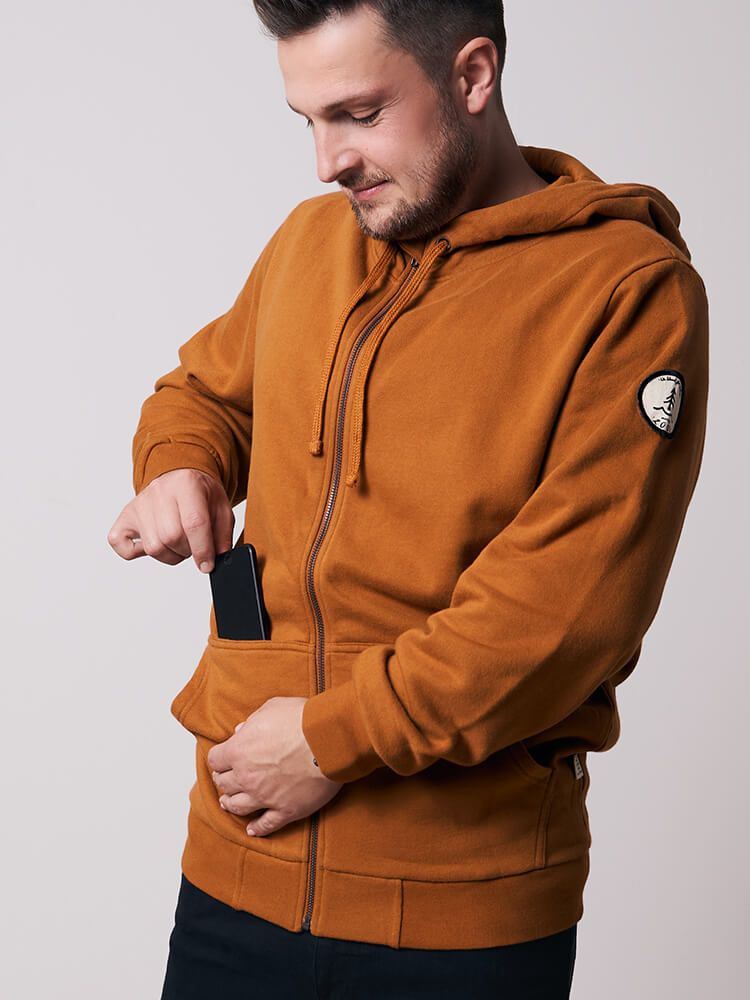 bleed-clothing-2116-woodyhoody-zip-hoody-ochre-studio-02