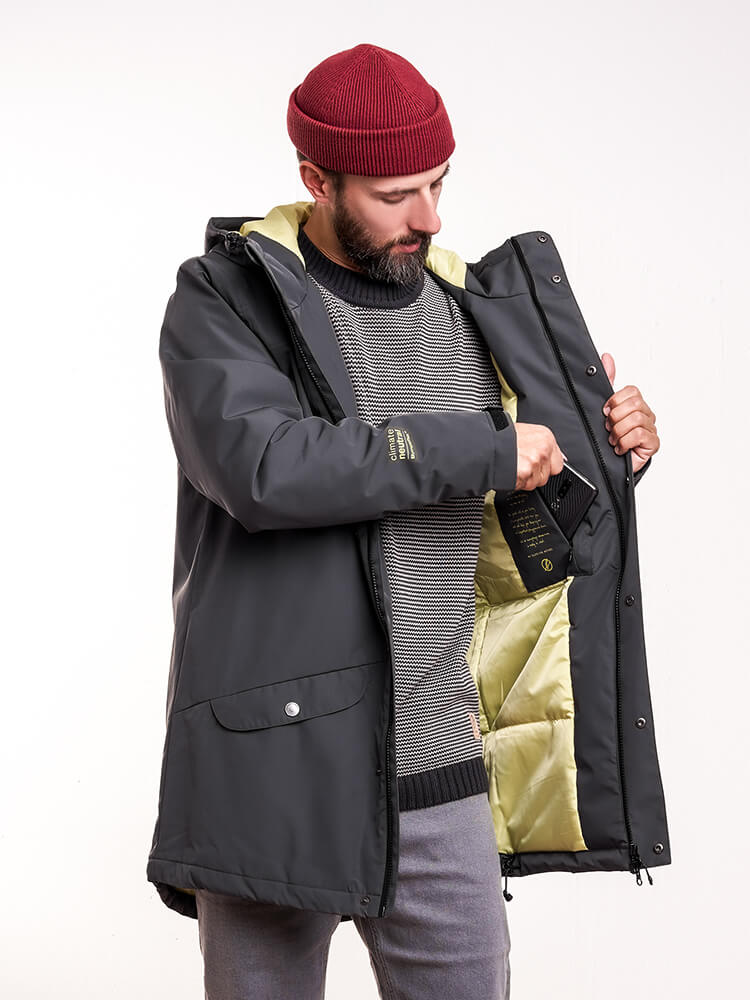 bleed-clothing-2337-sympatex-active-coat-grey-studio-03