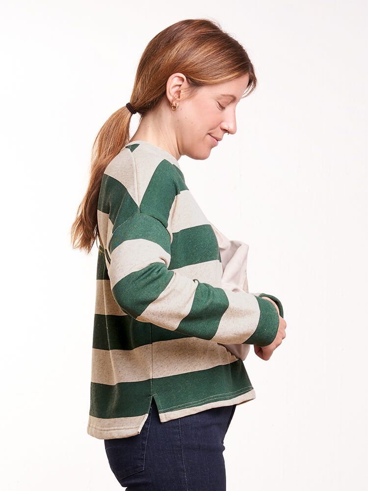 bleed-clothing-2350f-blockstripe-sweater-hemp-offwhite-dark-green-studio-02