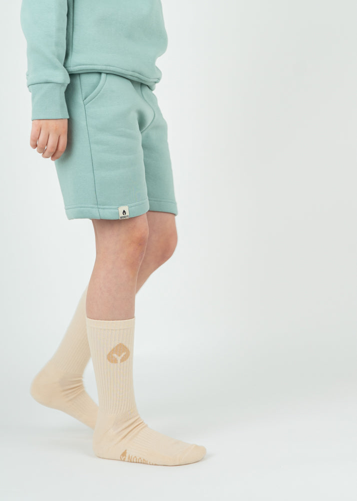 Unser Model Joris ist <strong>150 cm</strong> groß und trägt <strong>Größe 146-152</strong>.#